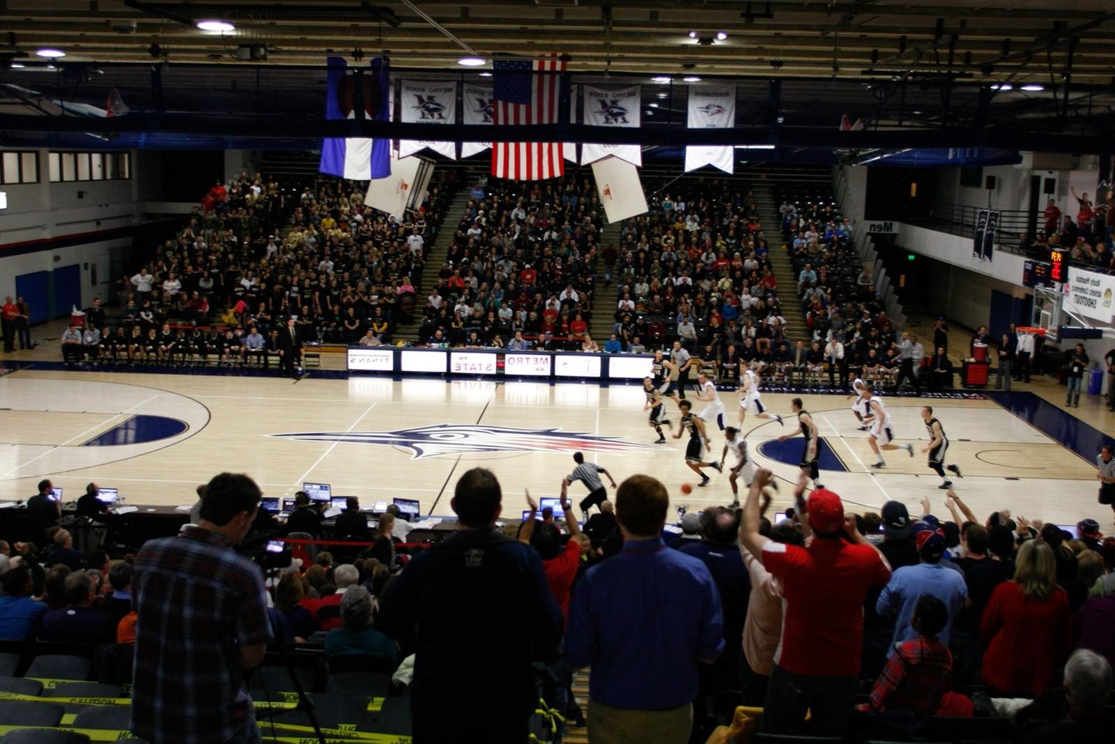 Auraria Event Center with full crowd during a men's basketball game